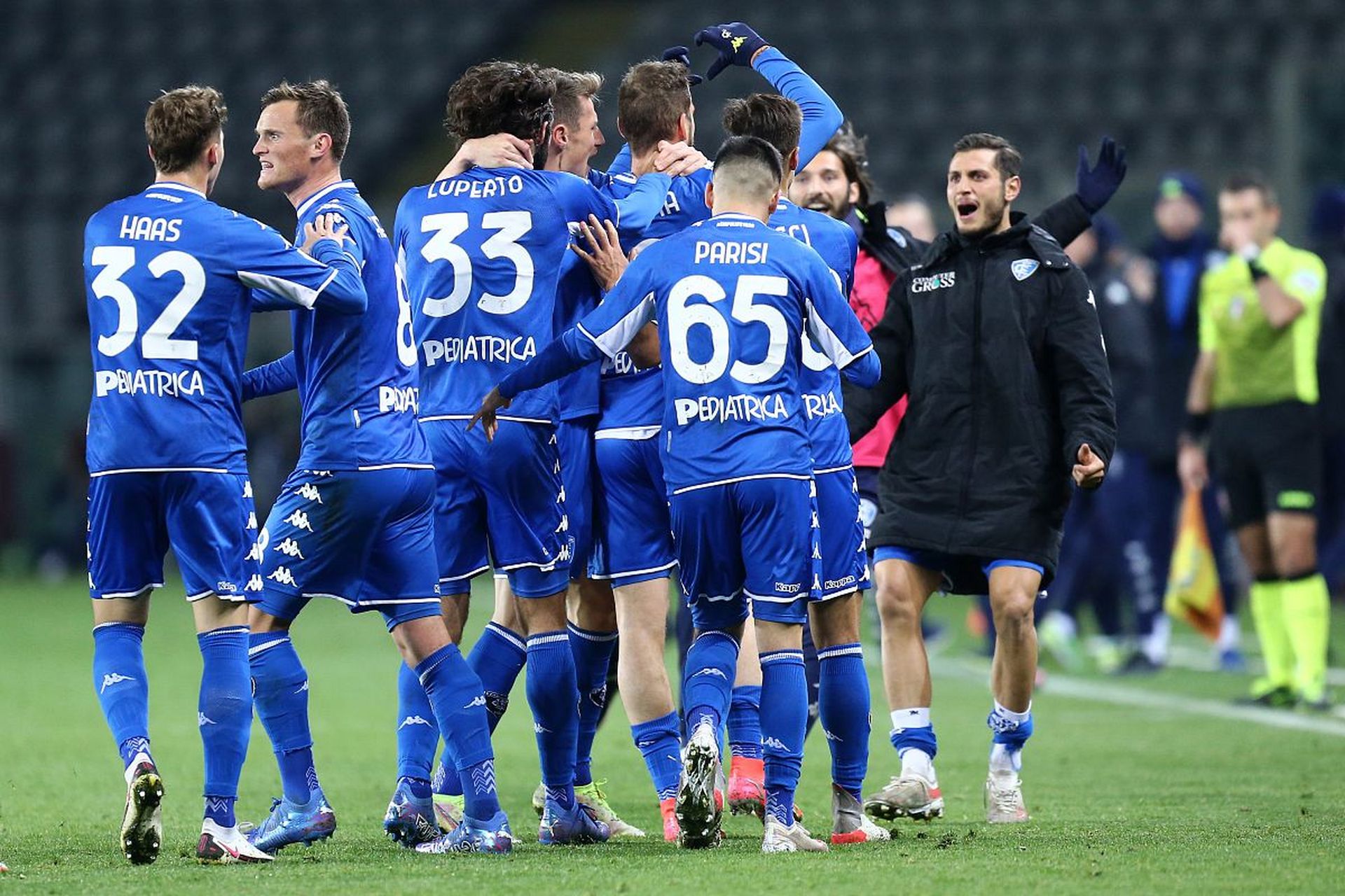 世界发展成 世界发展成